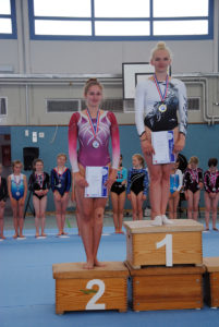 Siegerehrung Sherin+Julia TSV B
