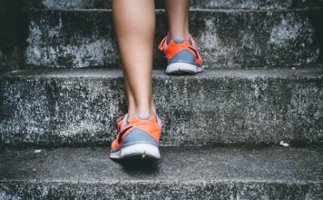 Rund um den Fuß (8 LE) mit Anke Haberlandt Foto: Bruno Nascimento, Unsplash