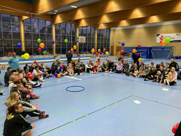 Eltern-Kind-Turn-Kampagne „Bewegungs-Coach“