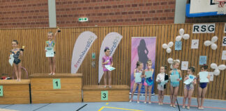 Die Kinderklasse 8 beim 8. Schneeflöckchen-Cup 2024 in Rendsburg