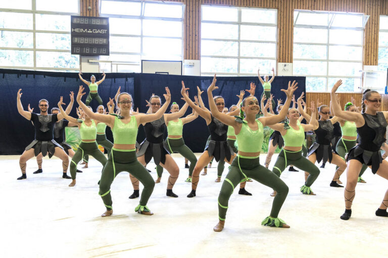 Showkader der Roten Hosen zum SV Gut Heil Neumünster