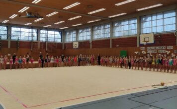 Schneeflöckchen Cup Einmarsch (Foto: Anna Pahl)