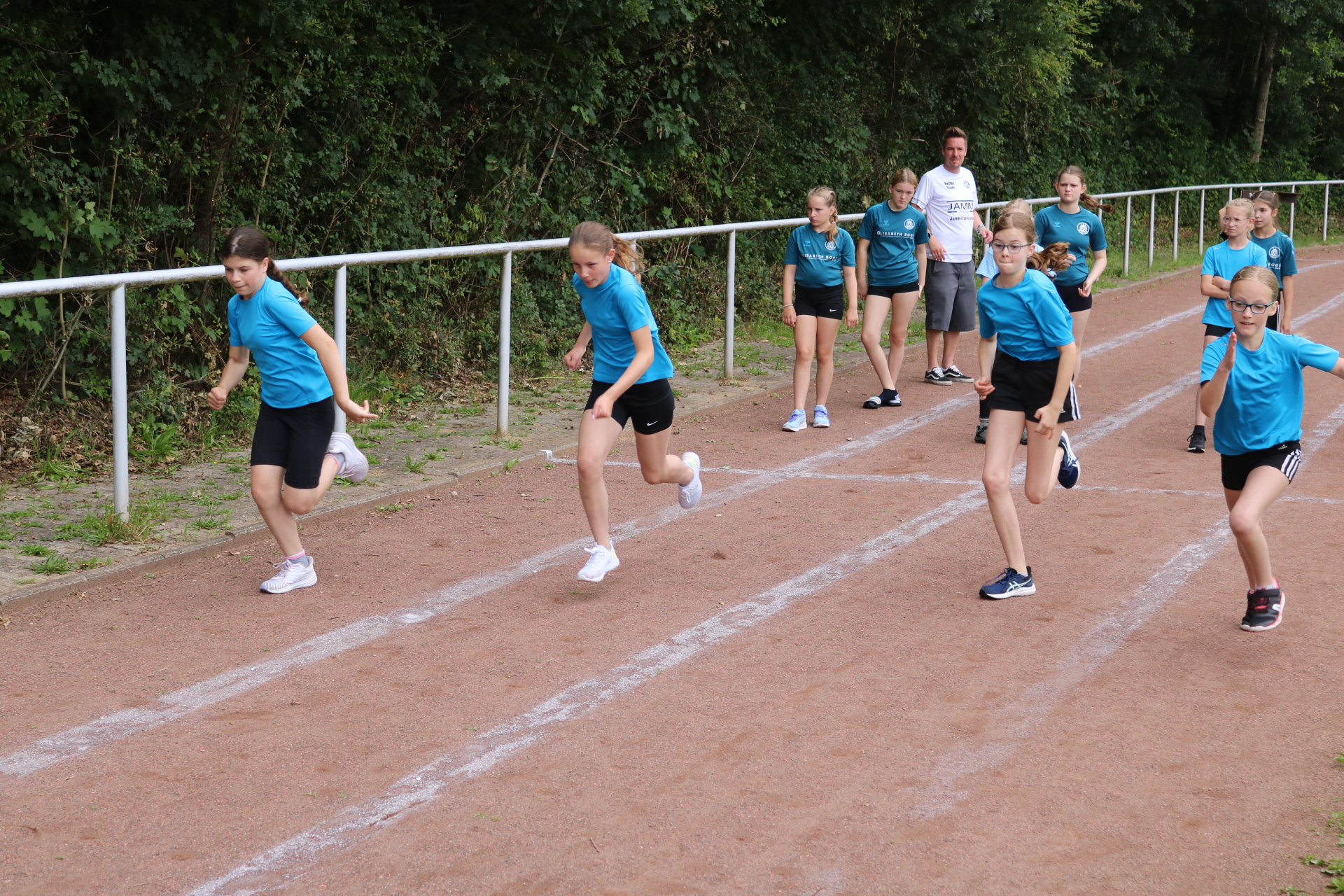 Jg.2013-14 beim 75m-Lauf