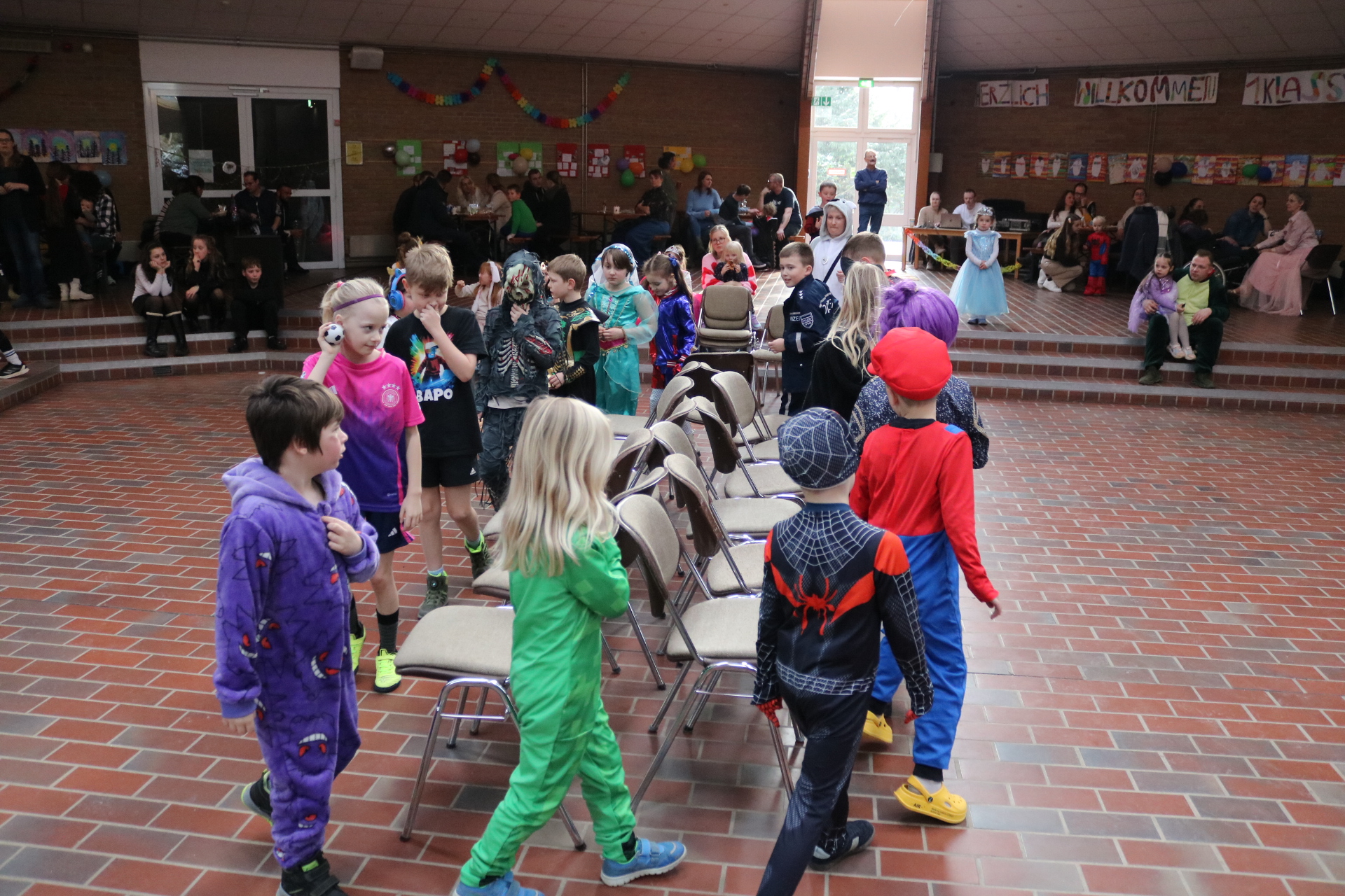 Reise nach Jerusalem beim Kinderfasching