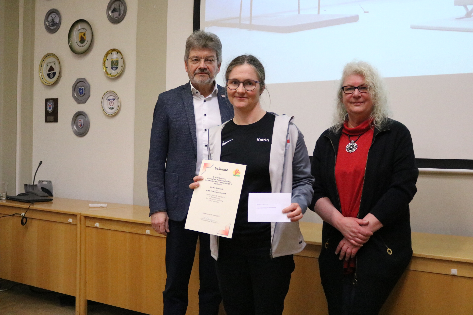 M. Schümann und P. Labendowicz mit Katrin Umlandt