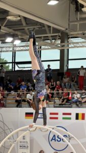 Karina Peisker auf dem Röhnrad